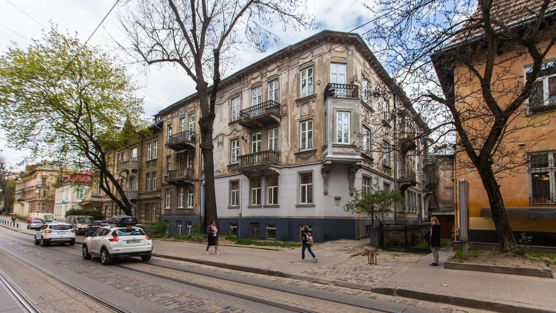 Apartment Bright Studio♥2M To Lviv Polytechnic♥Best Location